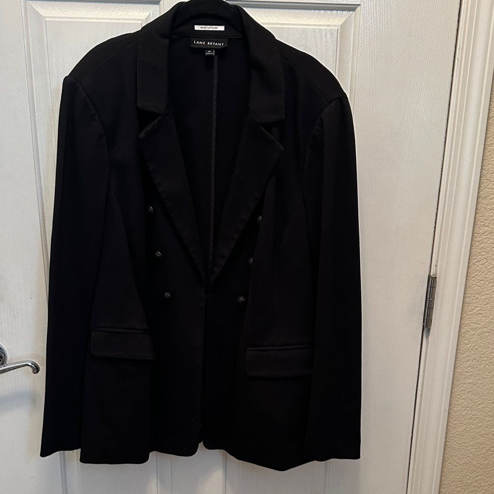 Lane Bryant Black Knit The Bryant Blazer Button Detail Size 22 Center Clasp